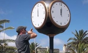 Colectivo para poner en hora el reloj