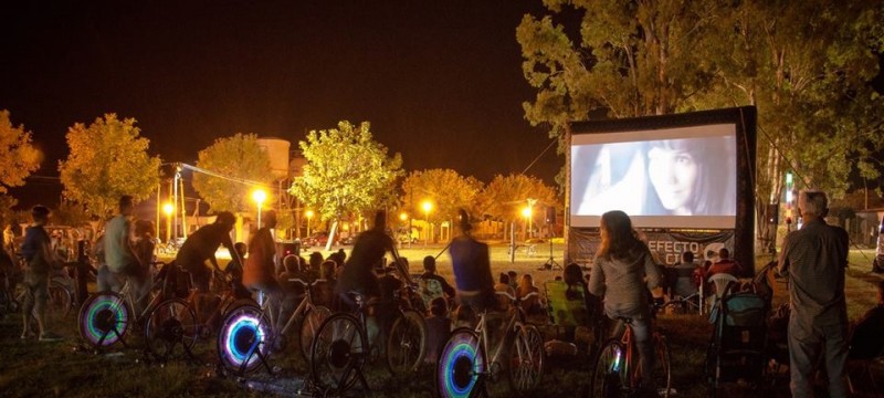 Cine a Pedal llega a nuestras playas