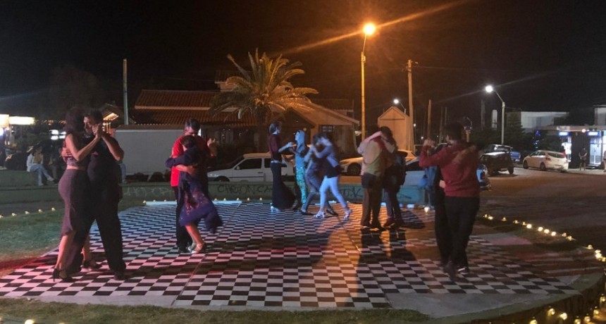 Los viernes hay milonga