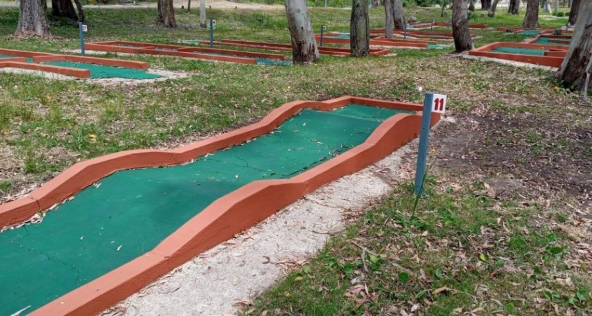 Están habilitadas las canchas de pádel y el golfito
