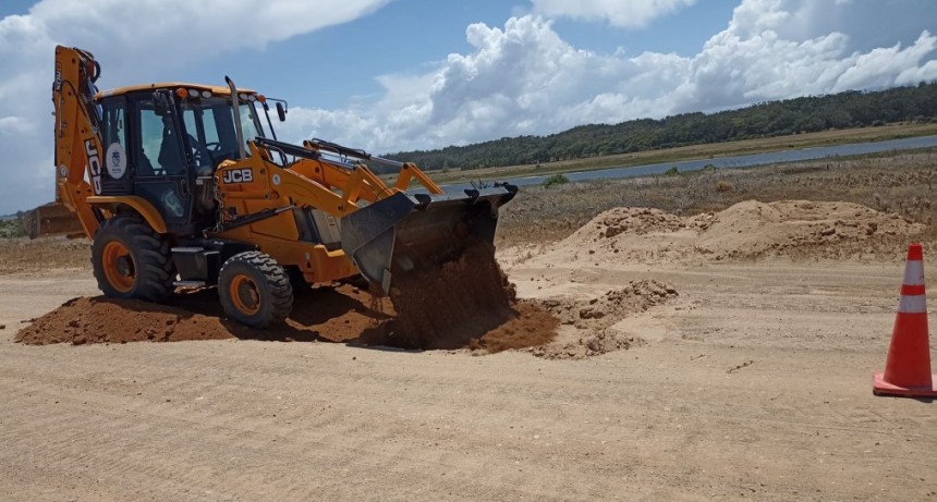 Reparaciones en el acceso a la Barra de la Laguna