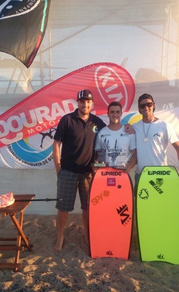 Palomenses en el podio del campeonato nacional de bodyboard 