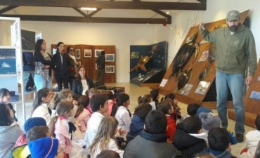 Karumbé comenzó con las visitas escolares