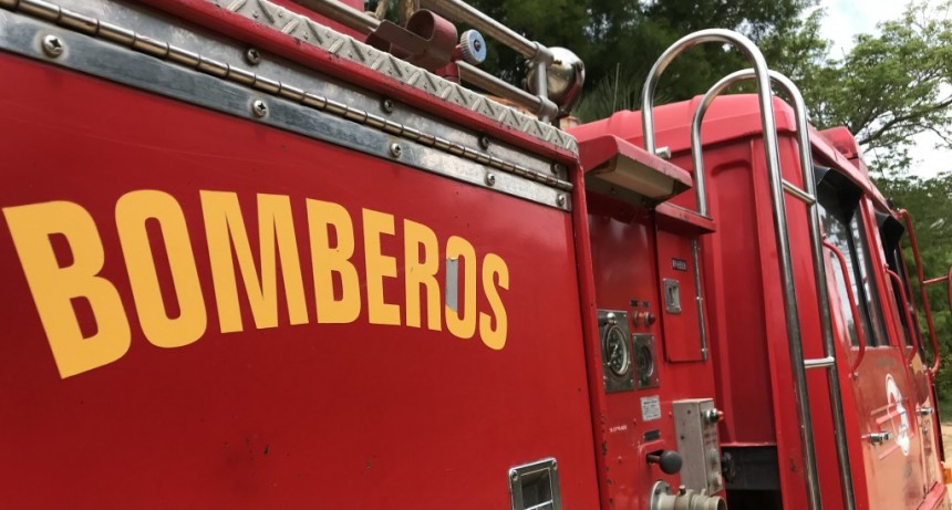 Madrugada agitada por dos incendios 