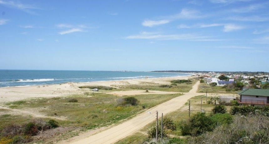Comenzó a funcionar un proyecto para conservar las dunas de Arachania