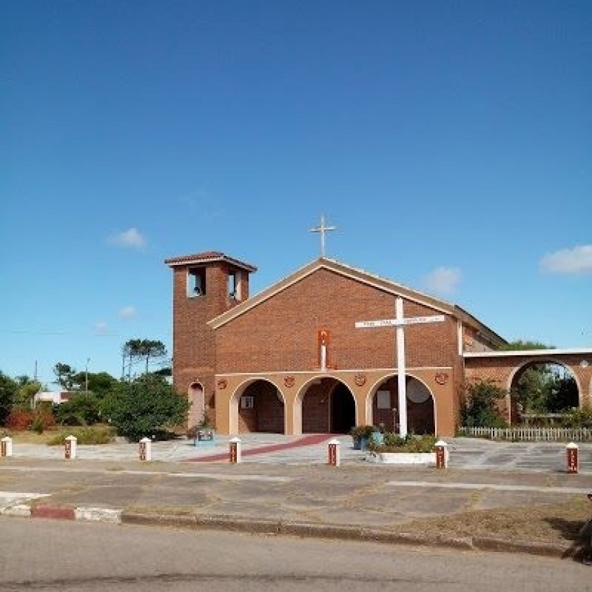 Buscan reconstruir la historia de la parroquia de La Paloma
