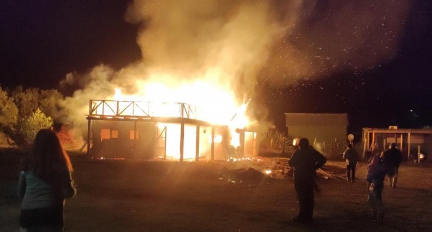 Arachania: perdieron todo en un incendio y precisan ayuda
