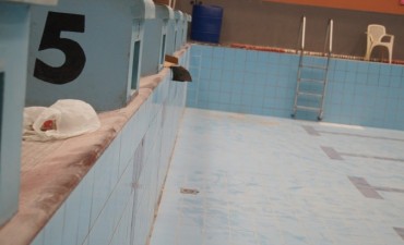 Cierran piscina de Rocha 