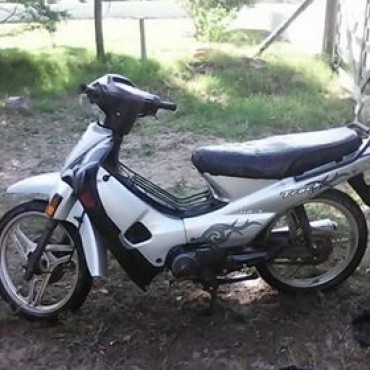Buscan moto robada
