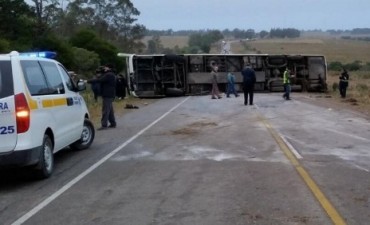 Cinco de los pasajeros de EGA están internados en Rocha, dos en CTI