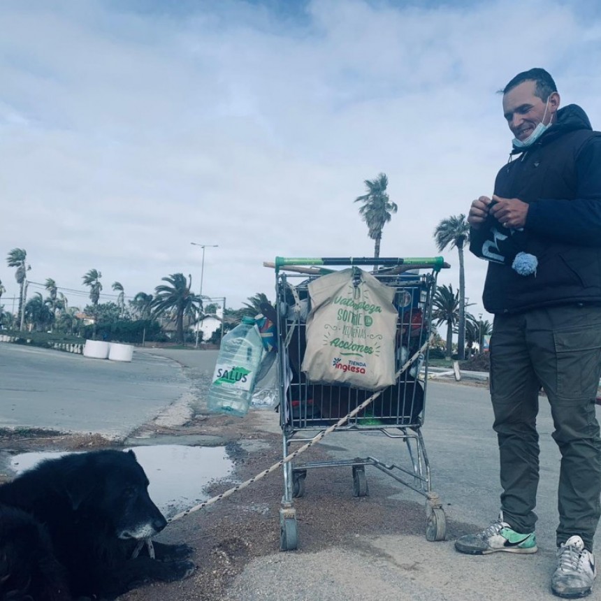 La historia de Juan y su perro lanudo 