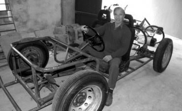 Inventor uruguayo busca fondos para crear auto propulsado con aire comprimido