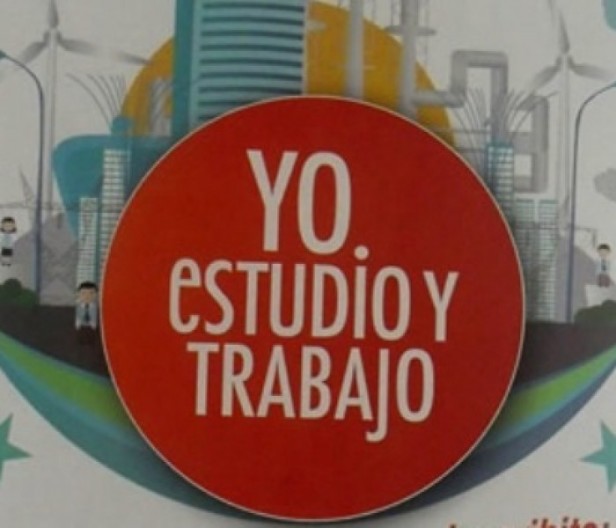 Yo estudio y trabajo, buscando experiencia