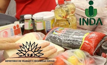 Entrega de canastas de riesgo nutricional en La Paloma 
