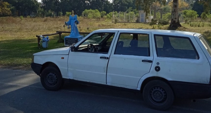Le robaron la camioneta mientras operaban a su hija 