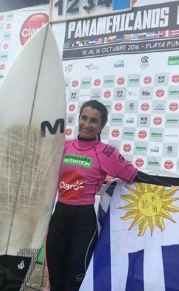 Bien alto el surf palomense