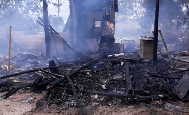 Incendio en Barrio Parque dejó dos lesionados