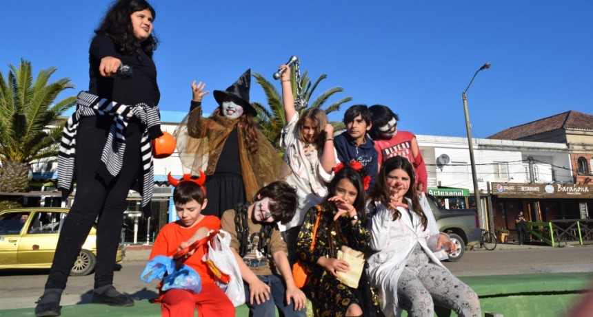 Fiesta de fantasmas en La Paloma