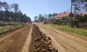 Aníbal Pereyra: “En La paloma vamos a construir 60 cuadras nuevas para el verano.”