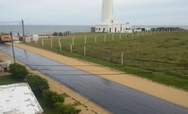 El Municipio de La Paloma renueva la zona del Faro