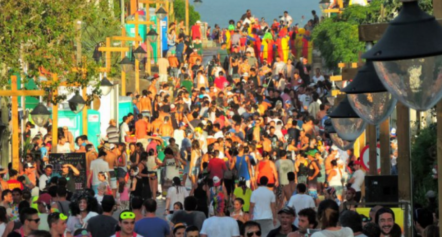 Intendente Alejo Umpiérrez: “el carnaval de La Pedrera lo vemos inviable este año”