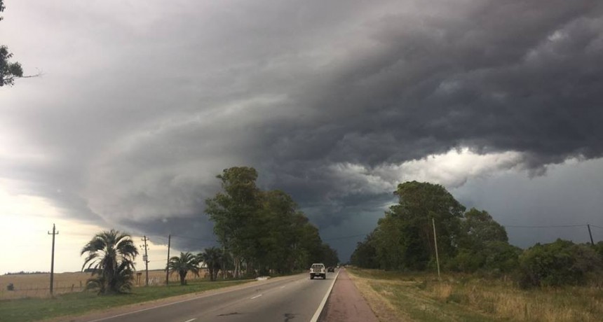 Metsul advierte por posible riesgo de temporal este domingo en Uruguay