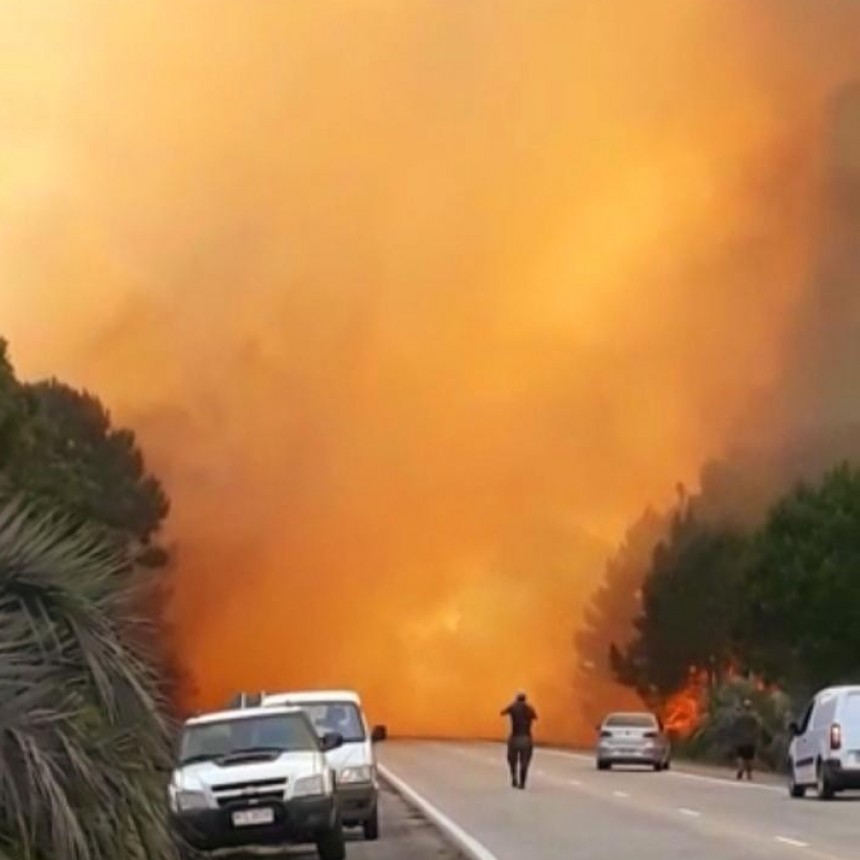 Dos incendios simultáneos en distintos puntos de Rocha