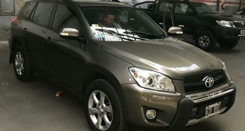 Encontraron camioneta robada a turistas en San Sebastián