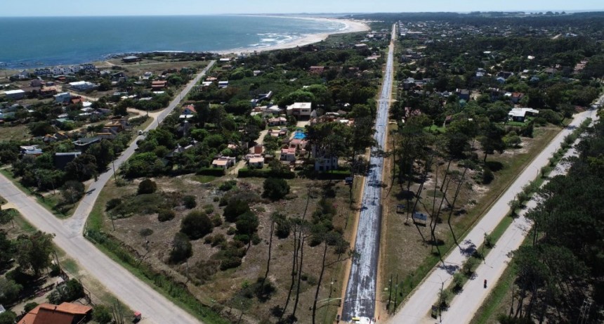 Intendencia de Rocha trabaja en arreglo de calles en varias zonas de La Paloma