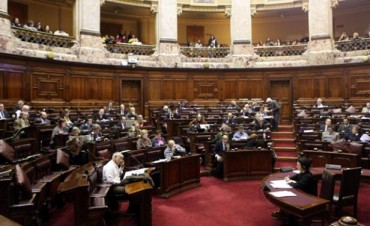 Pese a la oposición social y política el Senado aprobó el proyecto de megaminería